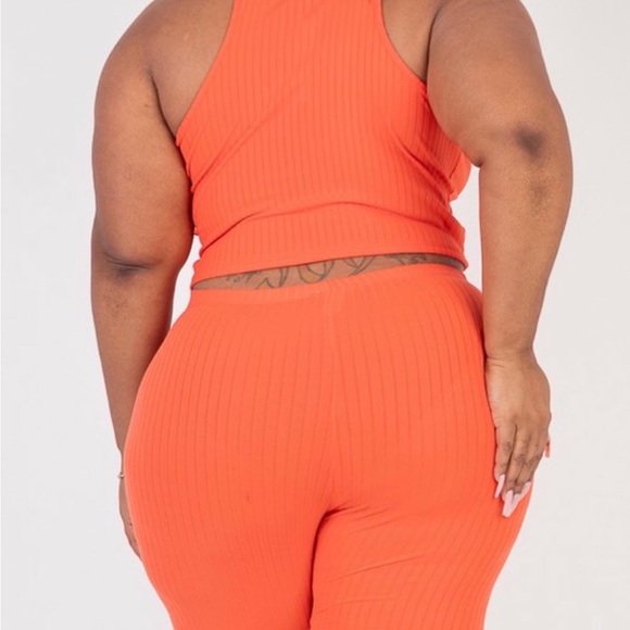 2 piece set - Picture 2 of 2